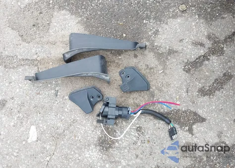 2020 Ford Explorer Xlt z USA, uszkodzony, nr VIN 1FMSK8DH3LGA93850